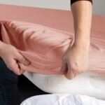 Medvilnės paklodė su guma „Peach“